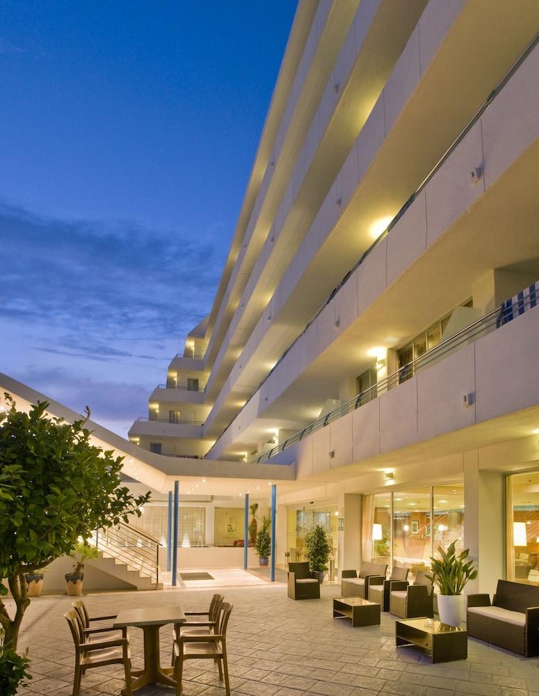 Hotel Montemar Maritim 4*